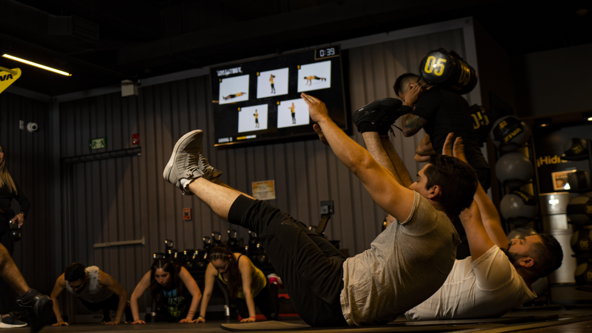 rutina de entrenamiento funcional en casa destacada